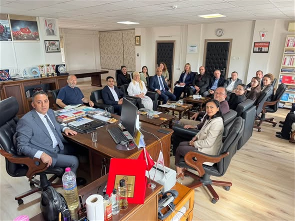 Edirne\'de Aile ve Sosyal Hizmetler kuruluş müdürleri 2026 çalışmalarını görüştü