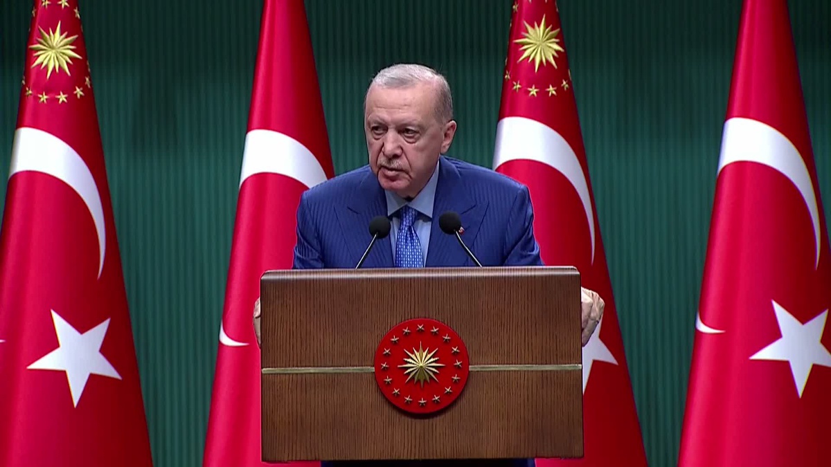 Erdoğan\'dan fon krizi açıklaması: Gerekli adımların süratle atılmasını temin ediyoruz