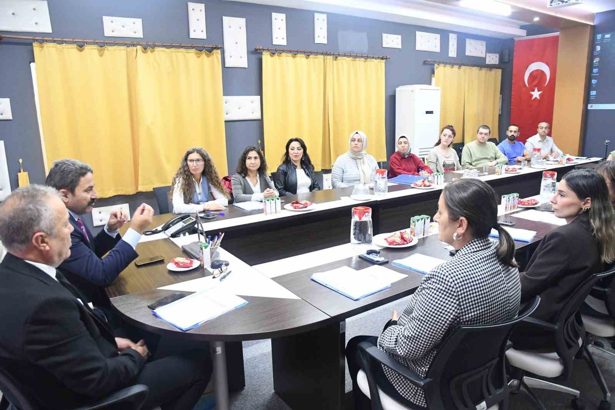 Eskişehir\'de öğrenci yurdu işleyişi Hasan Kalın başkanlığındaki toplantıda görüşüldü