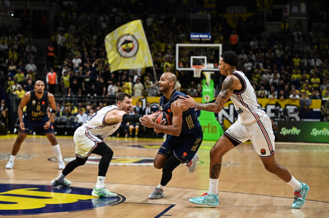 Fenerbahçe, Bayern Münih'i darmadağın etti