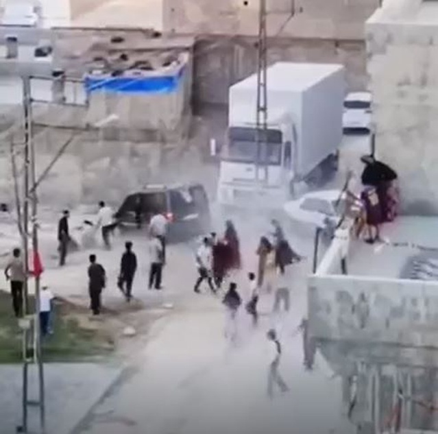 Gaziantep'te kavgaya aracıyla dalan sürücü darbedildi, 7 kişi yaralandı