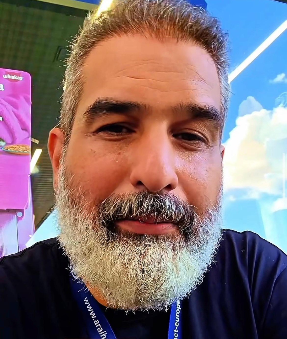Motovlogcu Dayı lakaplı Cumhur Kahraman, İzmir Dikili\'de tır kazasında öldü