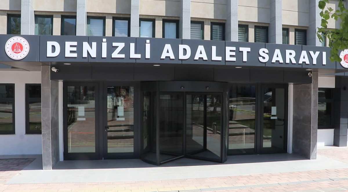 Denizli\'de uyuşturucu kullandığı iddiasıyla 10 şüpheli gözaltına alındı