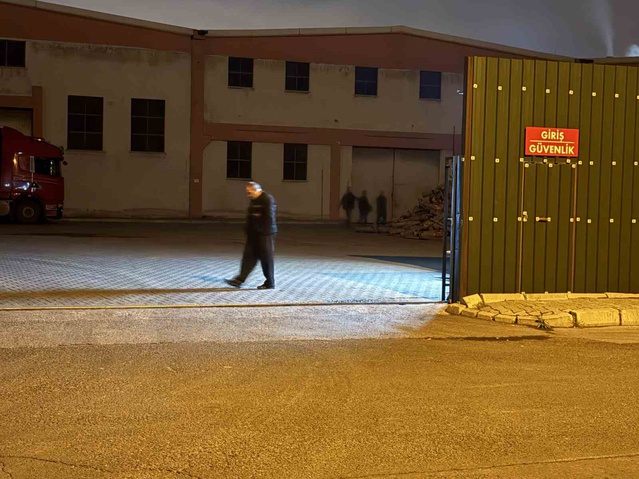 Kayseri'de gece vardiyasında konveyöre sıkışan 54 yaşındaki işçi hayatını kaybetti