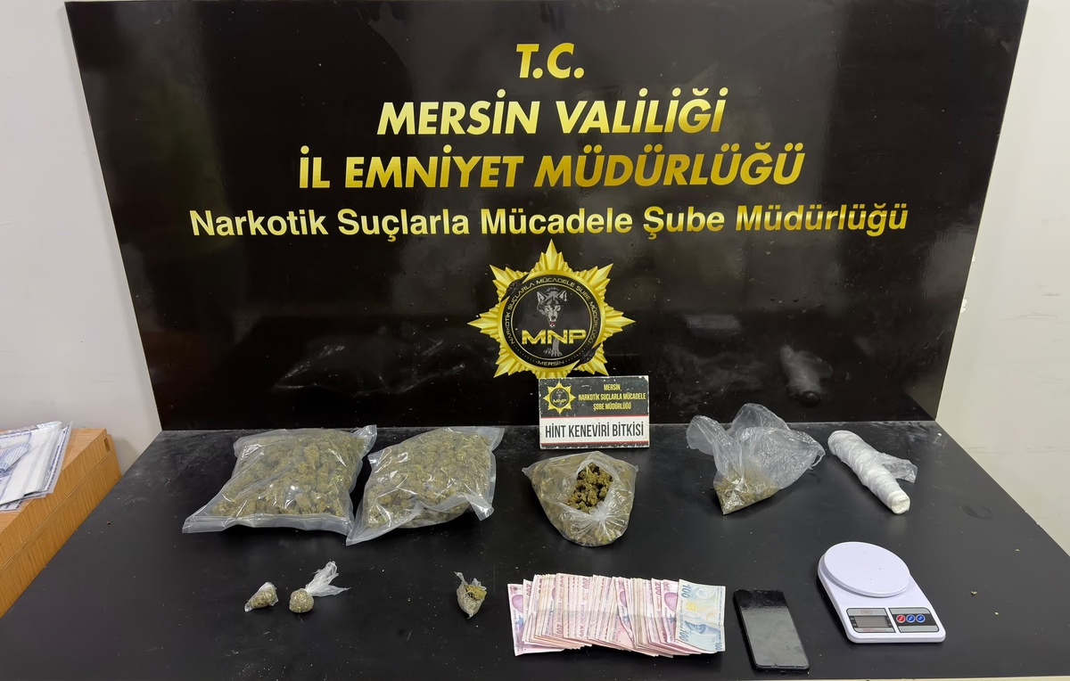 Mersin\'de operasyonlarda 706 gram metamfetamin ele geçirildi, 3 şüpheli tutuklandı