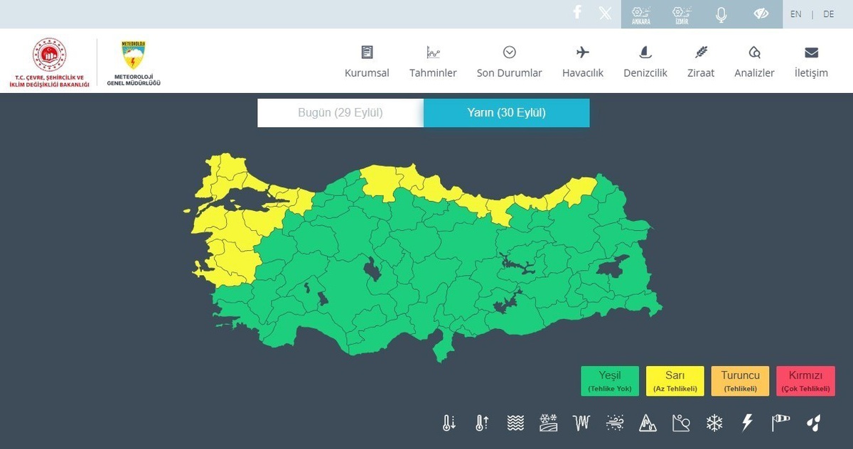 MGM, Karadeniz\'de bu geceden itibaren metrekareye 60 kiloya kadar yağış uyarısı verdi