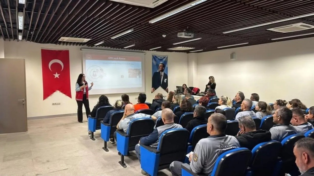 Sinop Havalimanı çalışanlarına kadına yönelik şiddet farkındalık eğitimi düzenlendi