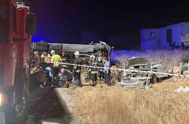 Gaziantep'teki feci kazada ölü sayısı yükseldi! 3 yaşındaki Kerem, annesi ile kardeşinin yanına defnedilecek