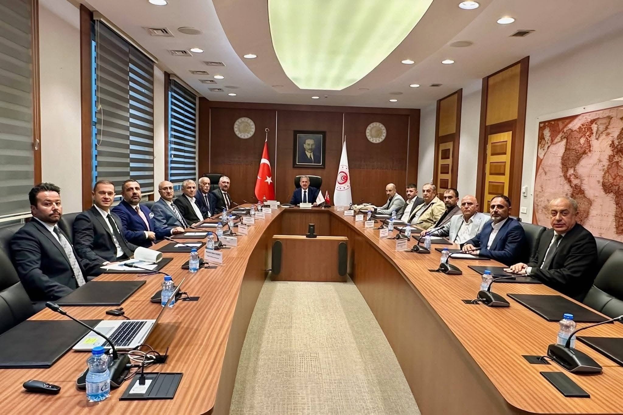 AESOB Başkanı Hatunoğlu, Ağrı esnafının sorunlarını Bakan Yardımcısı Gürcan'a iletti