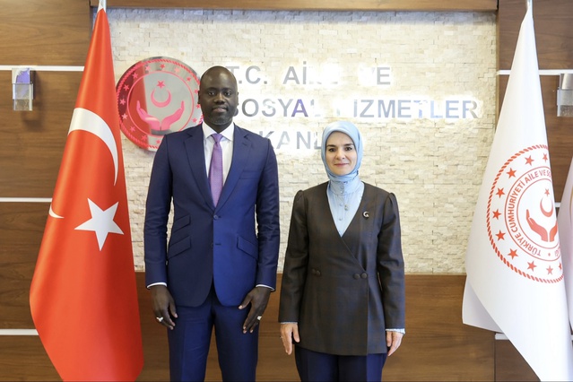 Göktaş, Senegal Bütçeden Sorumlu Bakanı Sarr ile yatırım imkanlarını görüştü