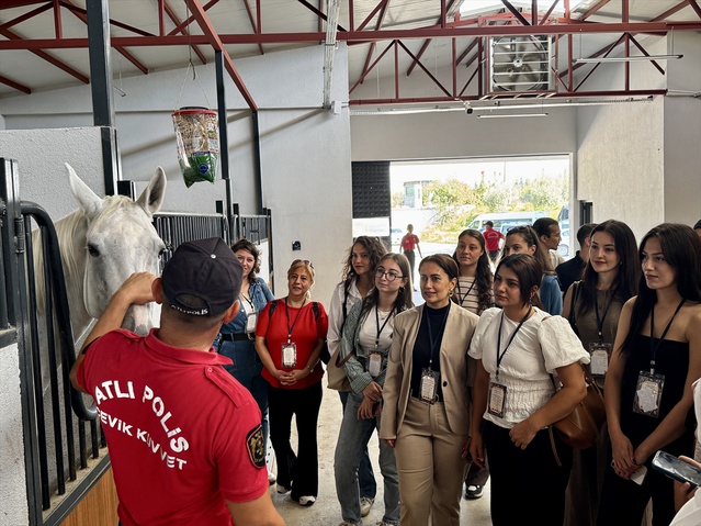 Antalya Konyaaltı'da devlet himayesindeki gençler için reform çalıştayı düzenlendi