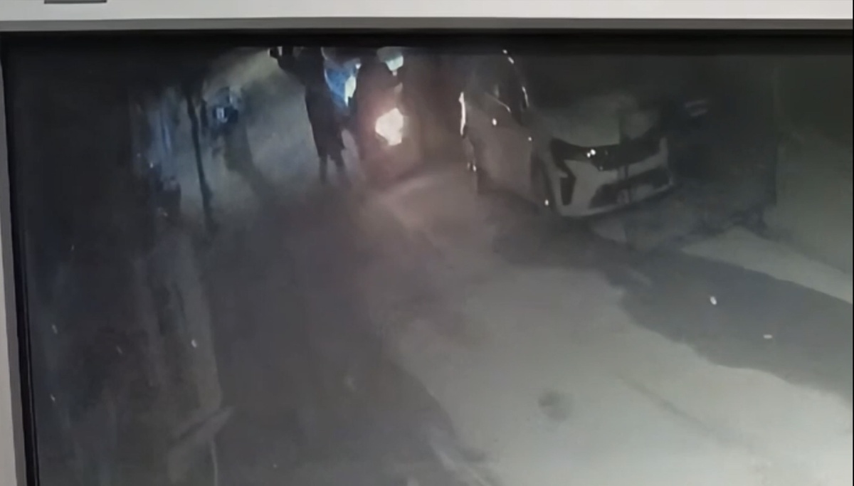 Beyoğlu\'nda \'yan bakma\' kavgasında darbedilen Özcan D.\'nin saldırganı tutuklandı