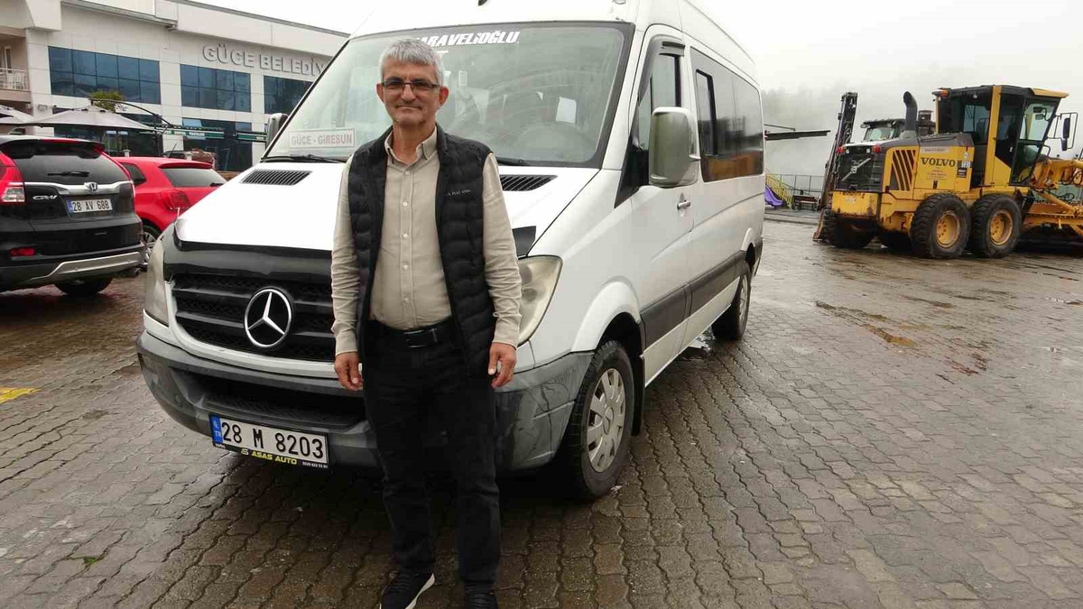 Giresun Güce\'de Ömer Kara, tersten konuşunca turistler yabancı dil sandı