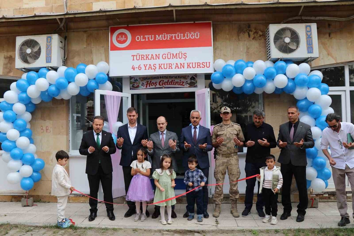 Hong Kong\'da yaşayan Prof. Dr. Sedat Gümüş, Oltu\'da annesi adına Kur\'an Kursu açtı