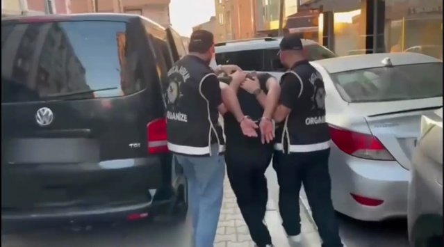 İstanbul'da 3 ilçedeki iş yeri kundaklama ve kurşunlamaya karışan 5 şüpheli yakalandı