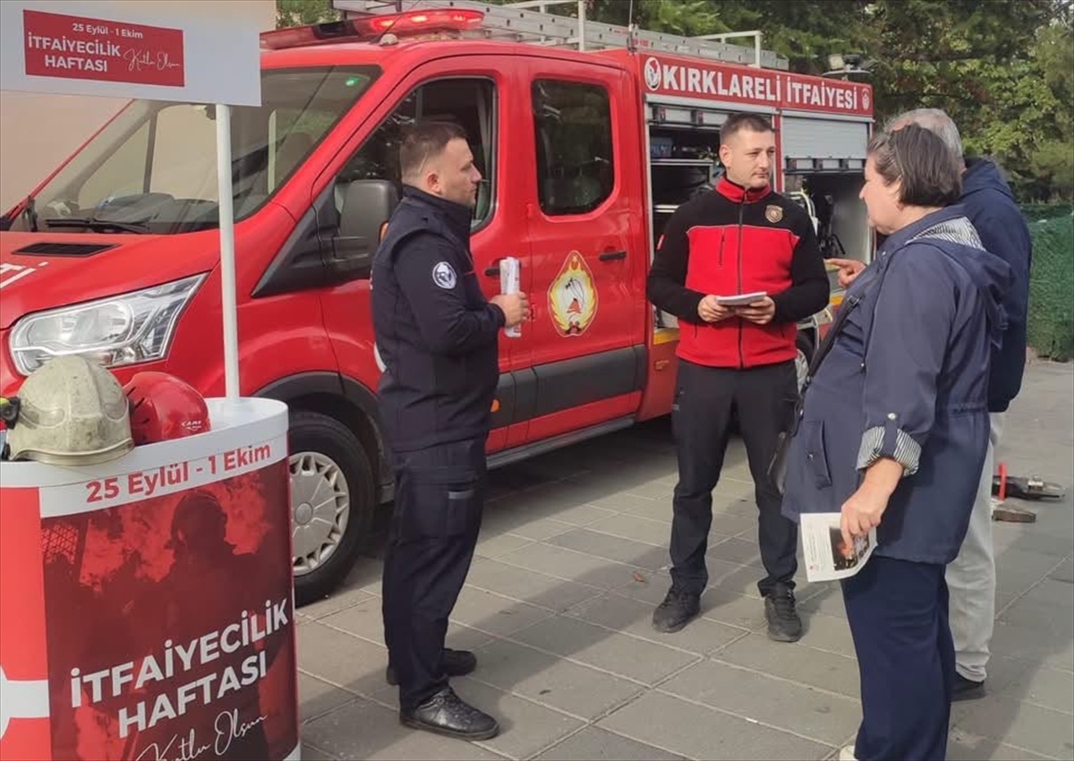 Kırklareli\'de İtfaiye Haftası\'nda vatandaşlar yangın konusunda bilgilendirildi