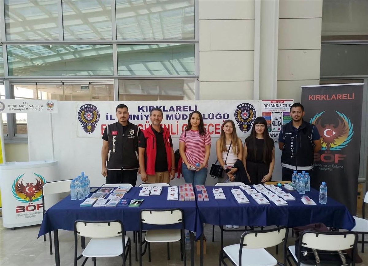 Kırklareli\'de polis, yaklaşık 3 bin 500 üniversite öğrencisini bilgilendirdi