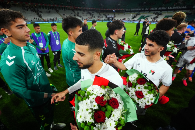 Konyaspor ile Filistin Milli Takımı arasındaki maç tüm dünyaya mesaj vererek bitti