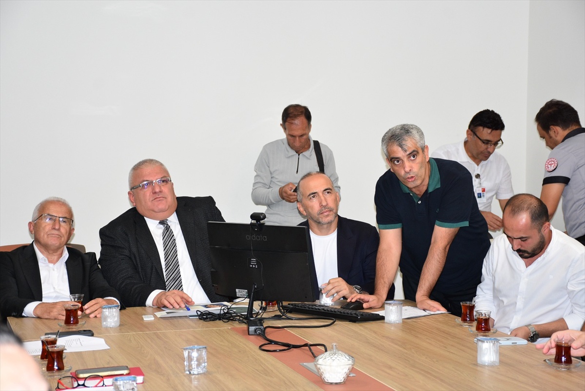 Kumluca Devlet Hastanesi\'nde 8 yataklı onkoloji ünitesi için çalışma başlatıldı