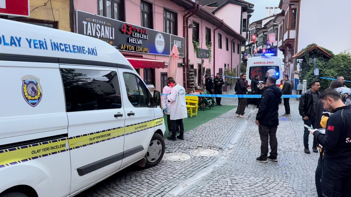 Kütahya\'da büyü iddiasıyla 2 çocuk annesi kadını öldüren şüpheli adliyeye sevk edildi