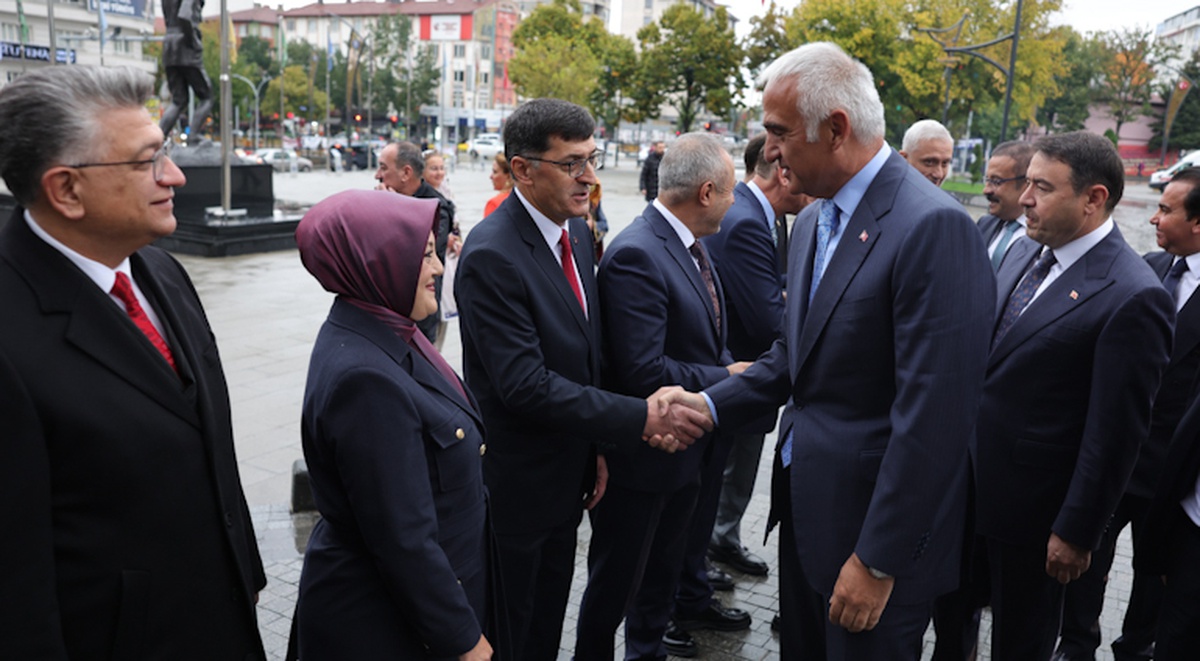 Kütahya Müzesi, Kültür ve Turizm Bakanı Mehmet Nuri Ersoy\'un katılımıyla açıldı