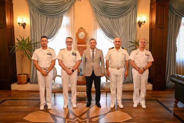 İtalyan fırkateyni ITS Luigi Rizzo Antalya'ya liman ziyareti gerçekleştirdi