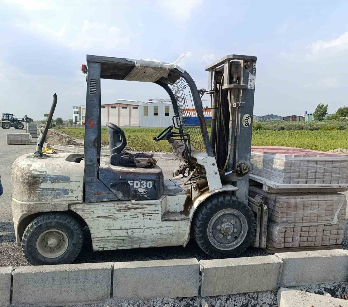 Osmaniye\'de 168 saatlik incelemeyle forklifti çalan 3 şüpheli yakalanıp tutuklandı