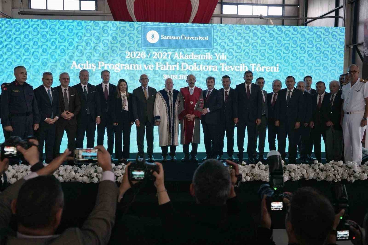 SAMÜ\'de 2026-2027 akademik yılı açıldı, Mehmet Muş\'a fahri doktora verildi