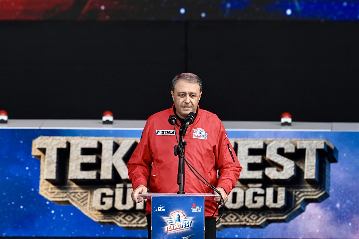 Sanayi ve Teknoloji Bakanı Kacır, TEKNOFEST Güneydoğu\'nun açılışında konuştu: