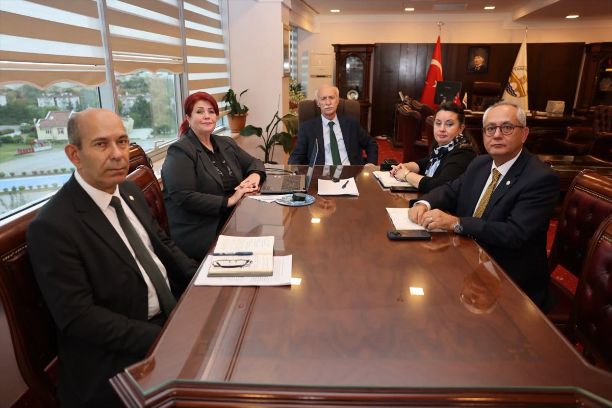 Üç ciltlik Edirne Kitabı\'nın değerlendirme toplantısı Trakya Üniversitesi\'nde yapıldı