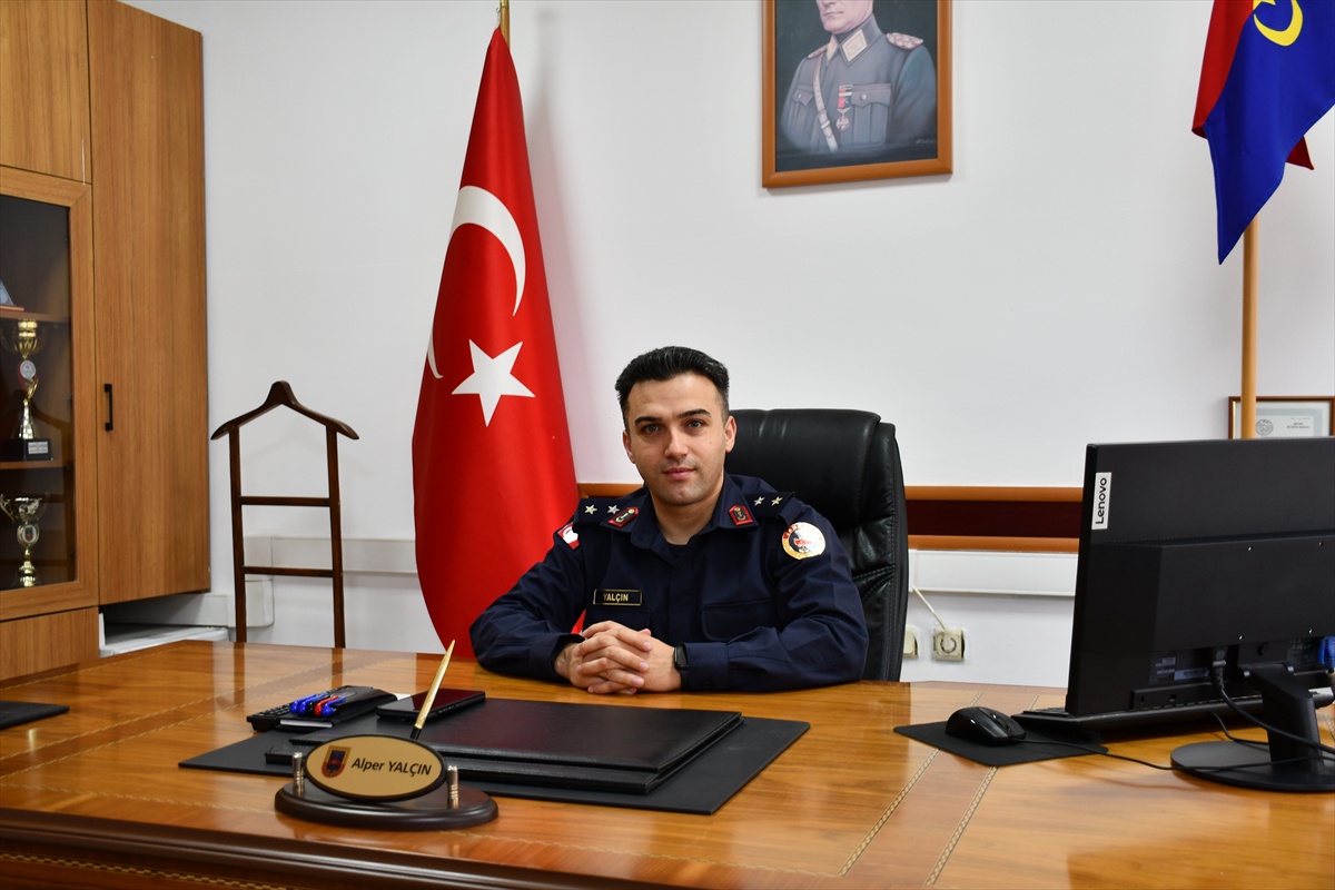 Terme\'den Vezirköprü Jandarma Komutanlığına atanan Üsteğmen Alper Yalçın göreve başladı