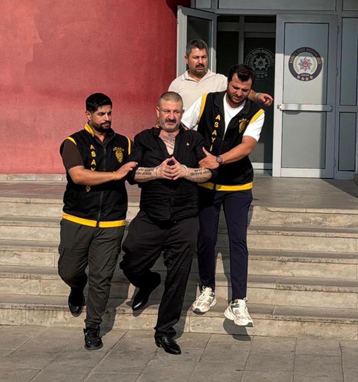 Mardin Midyat cinayetinden 12 yıl 6 ay hapis cezası onanan Şükrü Akçay Adana\'da yakalandı