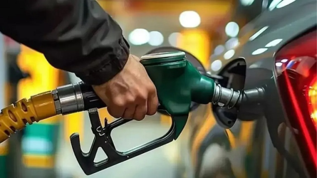 Akaryakıtta ÖTV düzenlemesi Resmi Gazete’de: Eşel mobil uygulaması sona erdi