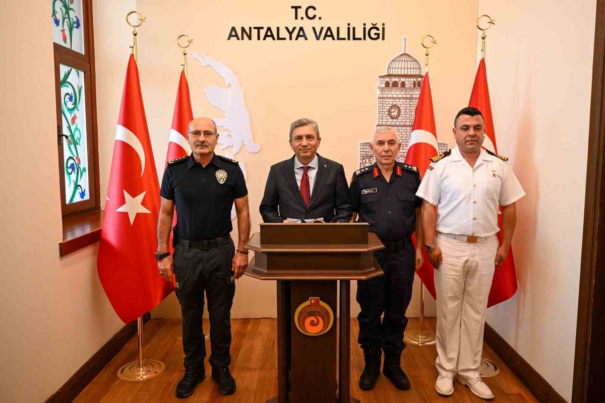 Antalya’nın ev sahipliği yapacağı Uzay Kongresi’ne 35 bin kişinin katılması bekleniyor