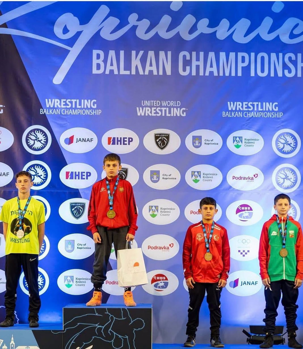 Erzincan SEM güreşçisi Anzor Yasin, U15 Balkan Şampiyonası'nda 38 kiloda bronz aldı