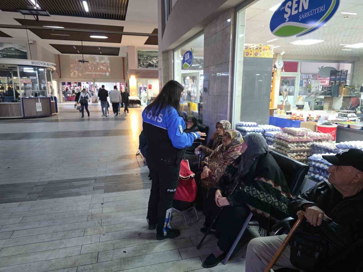 Bilecik Bozüyük\'te polis, 62 vatandaşı KADES ve sahte para konusunda bilgilendirdi