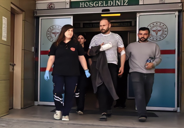 Bursa İnegöl'de mobilya fabrikasında işçinin 3 parmağı testerede yaralandı