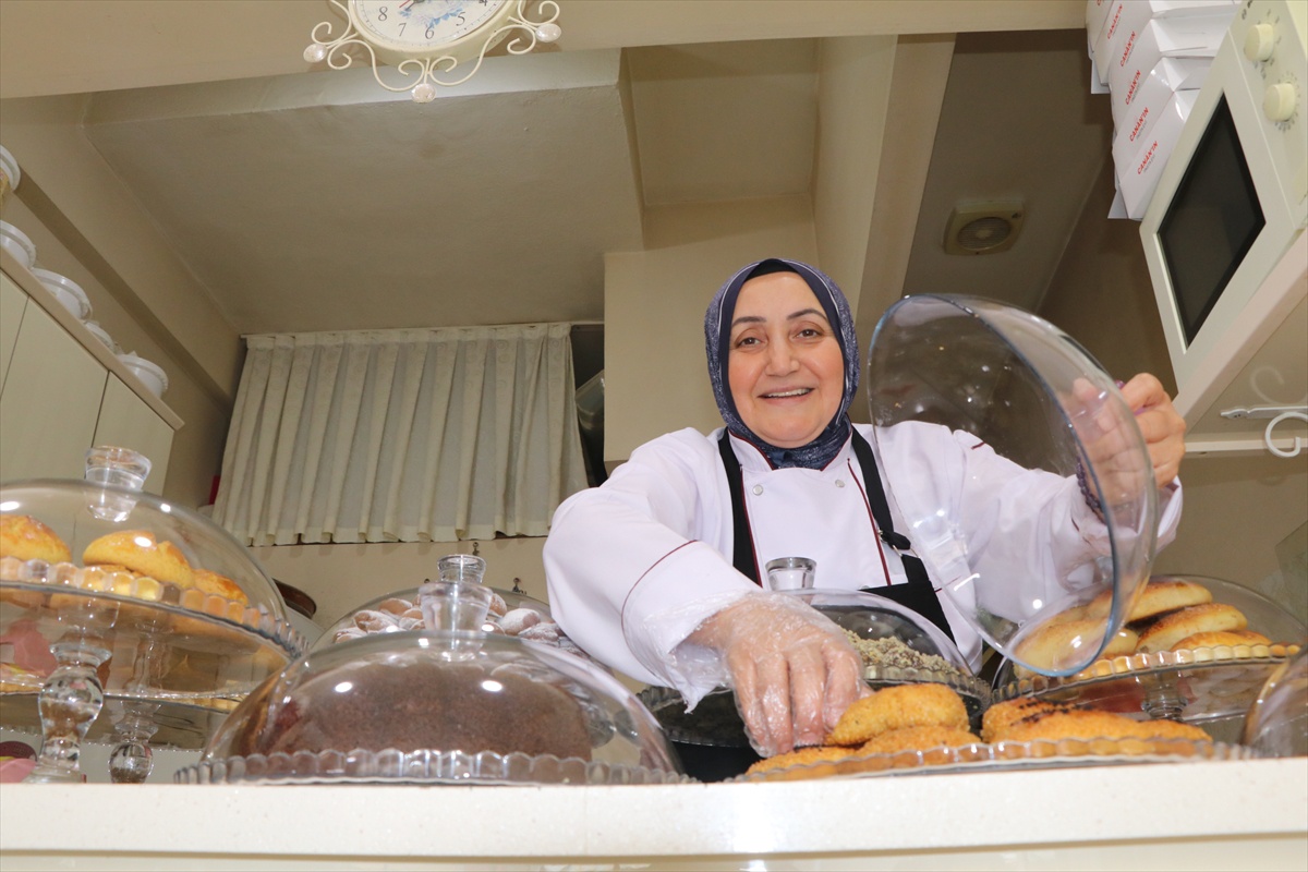 Canan Yaşar, Çankırı\'da 39. Ahilik Haftası\'nda ilk kadın Yılın Ahisi oldu