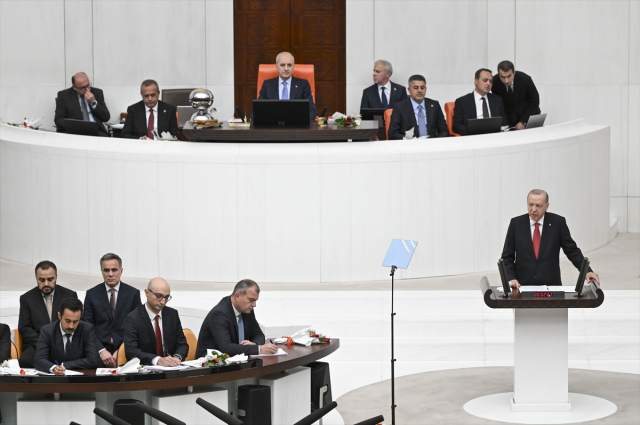 Cumhurbaşkanı Erdoğan'dan fon kriziyle ilgili yeni açıklama: Meseleyi süratle çözüyoruz