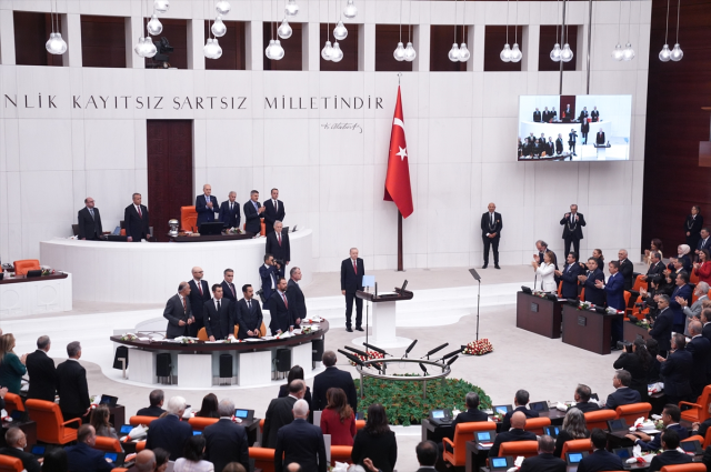 Cumhurbaşkanı Erdoğan'dan fon kriziyle ilgili yeni açıklama: Meseleyi süratle çözüyoruz