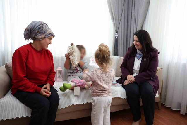Düzce'de koruma altındaki çocukların evine giden Elif Makas taleplerini dinledi