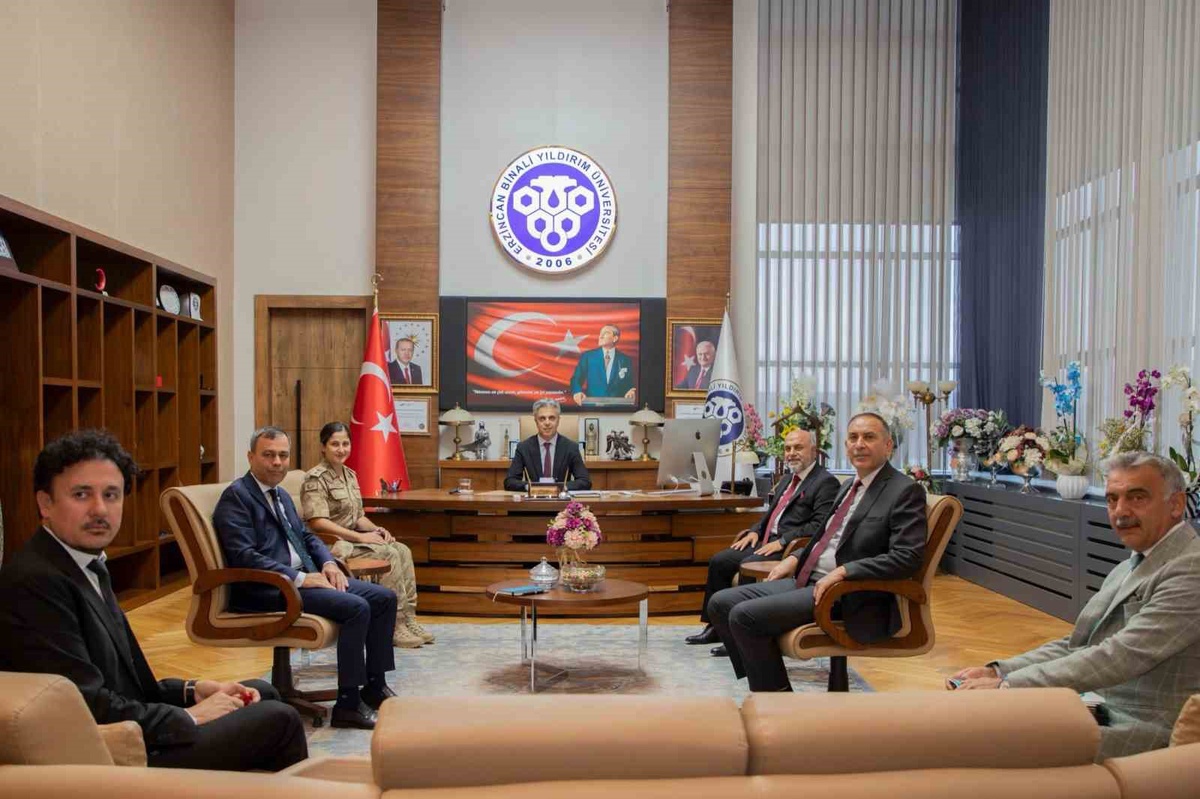 EBYÜ Rektörü Kuyrukluyıldız başkanlığında KPSS Ön Lisans için toplantı yapıldı