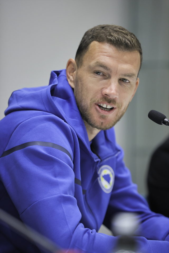 Edin Dzeko'dan Bosna Hersek Milli Takımı'na duygusal veda