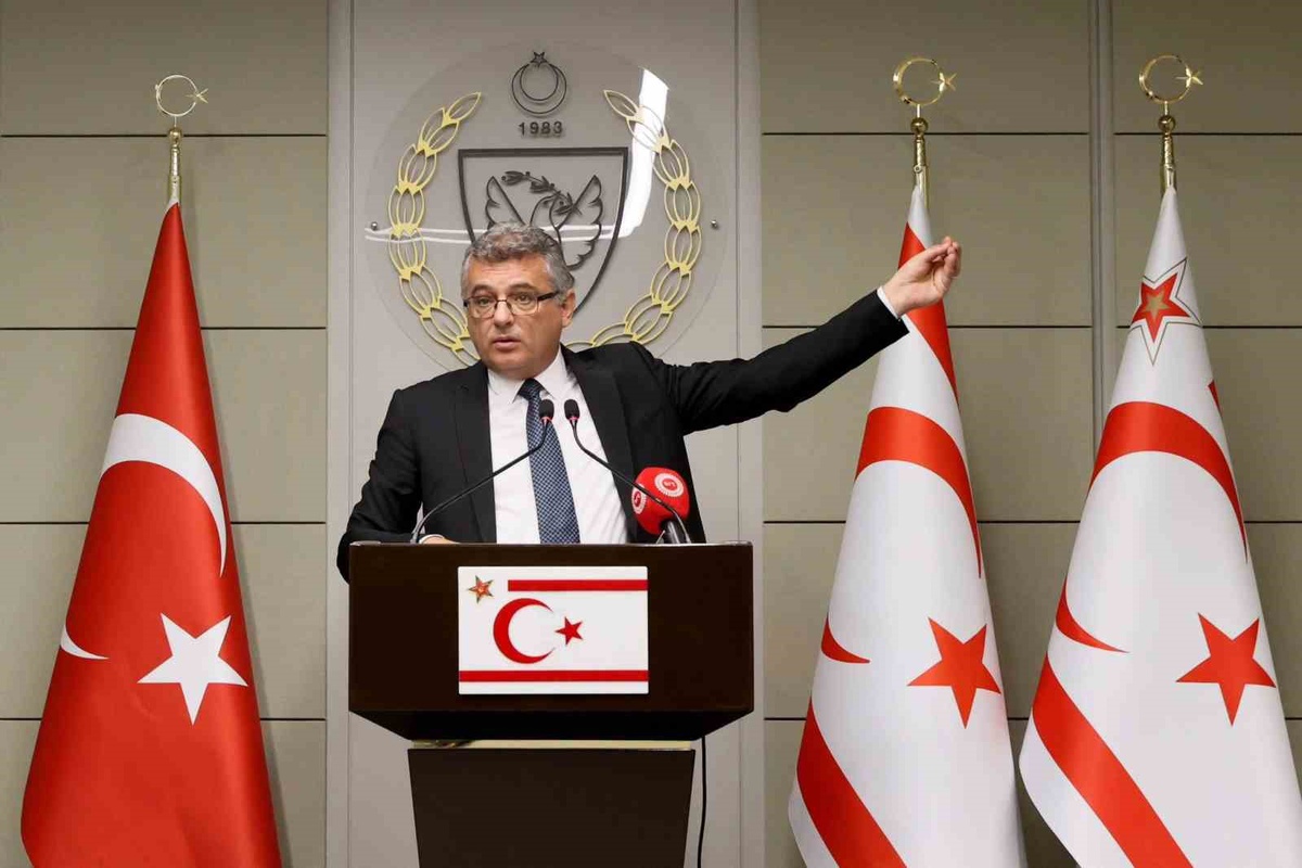 Erhürman, GKRY\'nin karma evlilik çocuklarına AB vatandaşlığı açıklamasını eleştirdi