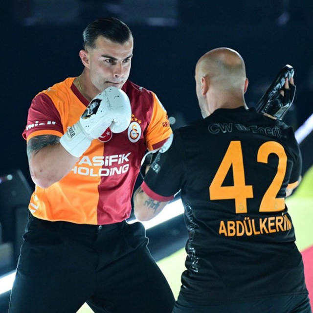 Galatasaray'da futbolculara kick boks yasağı