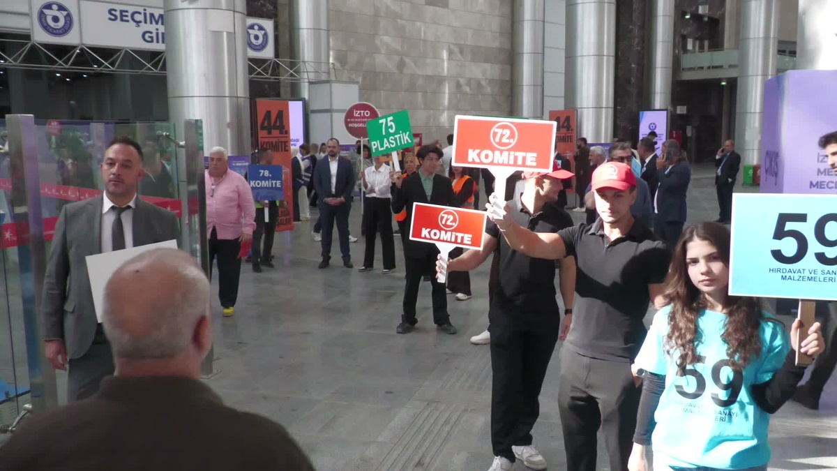 İzmir Ticaret Odası seçimlerinde 62 bin 777 üye 110 sandıkta oy vermeye başladı