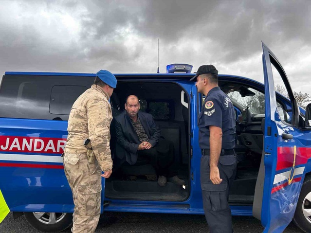 Kırşehir'de kaybolan zihinsel engelli vatandaş, jandarmanın dronuyla bulundu