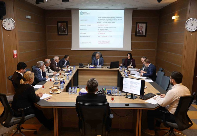 Kocaeli Büyükşehir encümeni engelli yolcuya müdahale eden şoförün aracını bağlattı