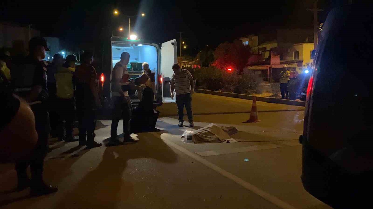Mersin Erdemli\'de otomobilin çarptığı yaya hayatını kaybetti, sürücü gözaltına alındı