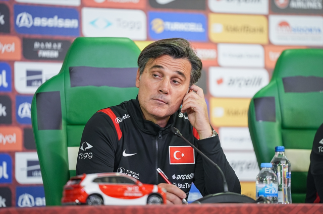 Montella, 85 milyona seslendi ve futbolseverlerden istediği şeyi duyurdu